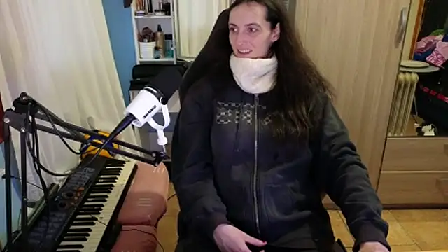 MemiKouki online show from December 22, 4:34 pm