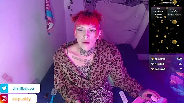 charlotbelucci  online show from June 8, 1:28 am