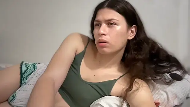 JaxcyVelez online show from July 23, 12:14 pm