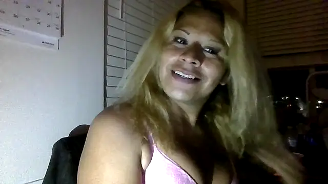 allissonw13 online show from July 13, 6:16 am