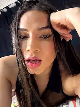 Tiphani walker  online show from January 13, 11:24 pm