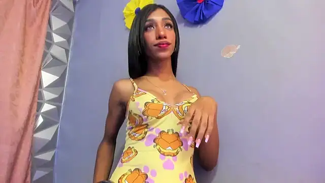 Cleo-Escobar online show from July 6, 3:25 pm