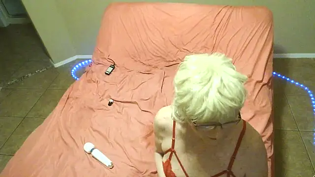 TSPornStarDancer online show from June 29, 8:41 pm