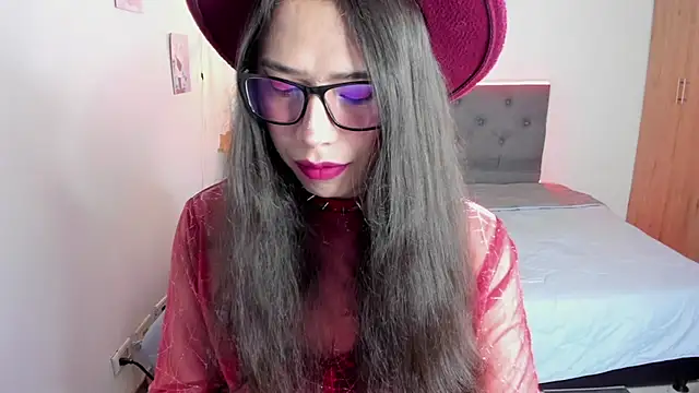 paula kawaiifu  online show from November 28, 2:40 pm