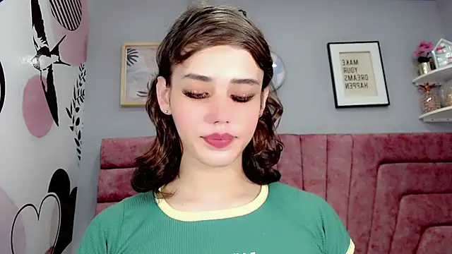 Snapshot of ValeriaAguilar chatting on December 9, 3:22 pm ValeriaAguilar online show from December 9, 3:22 pm