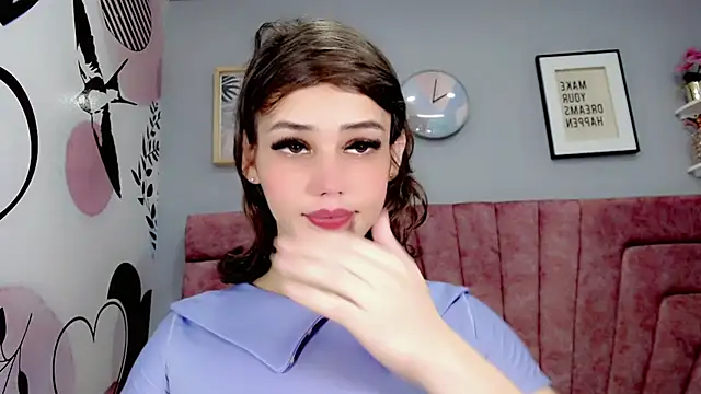 Snapshot of ValeriaAguilar chatting on December 14, 3:15 pm ValeriaAguilar online show from December 14, 3:15 pm