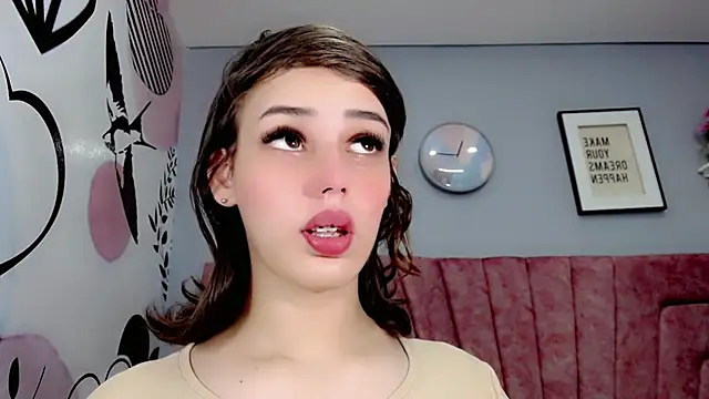 Snapshot of ValeriaAguilar chatting on December 29, 4:30 pm ValeriaAguilar online show from December 29, 4:30 pm