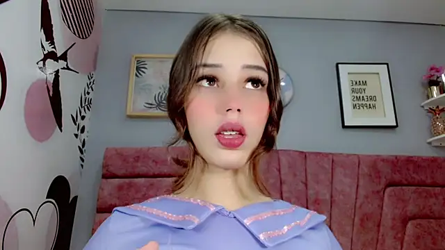 Snapshot of ValeriaAguilar chatting on March 16, 10:09 am ValeriaAguilar online show from March 16, 10:09 am