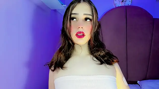 Snapshot of ValeriaAguilar chatting on September 12, 9:20 pm ValeriaAguilar online show from September 12, 9:20 pm