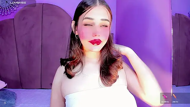 ValeriaAguilar online show from March 6, 11:10 pm