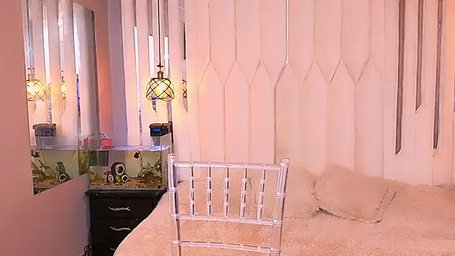 Megan Do Santos online show from June 23, 8:06 pm