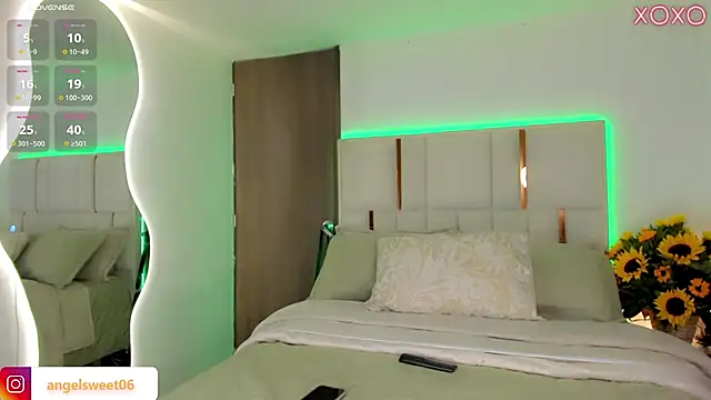 ANGELL06 online show from September 28, 4:33 am