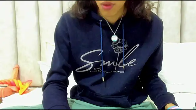 FreyaMoller online show from November 29, 7:49 pm