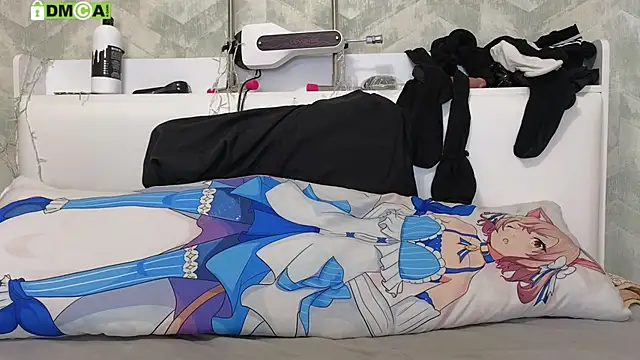 KawaiiNullify online show from June 14, 6:58 am