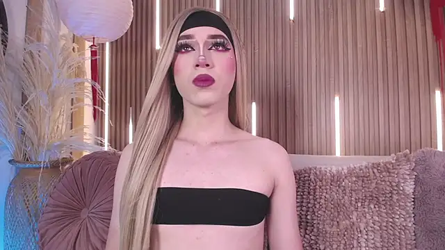 Tayzon Foxxx online show from June 9, 8:41 pm