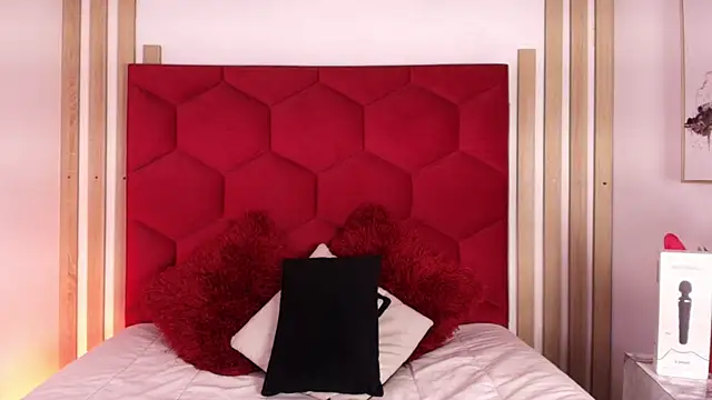 Tayzon Foxxx online show from July 18, 8:47 pm