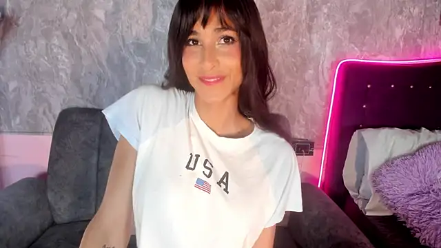 Mara friendboy699 online show from July 31, 2:33 am
