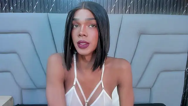 NaomiSteward online show from April 1, 1:52 pm