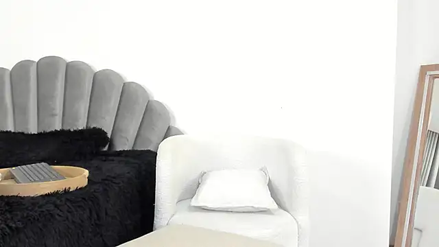 Paulina Monroy online show from February 20, 6:19 am