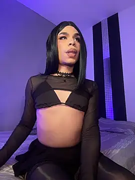 LucyGiraldo online show from July 3, 5:41 pm
