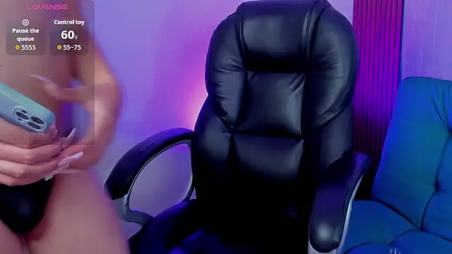 miah connor online show from October 15, 9:26 pm