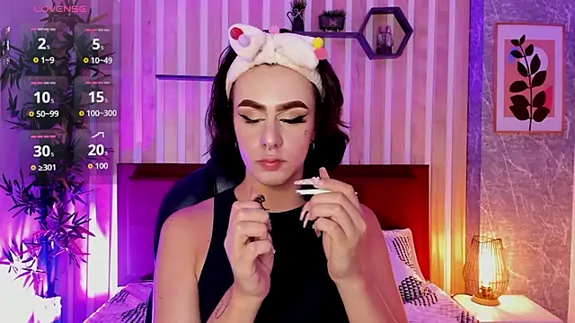 miah connor online show from November 5, 7:36 pm