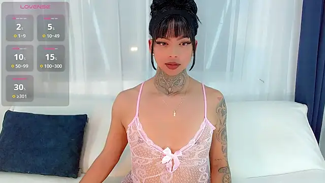 laura sweett120 online show from June 11, 4:21 am
