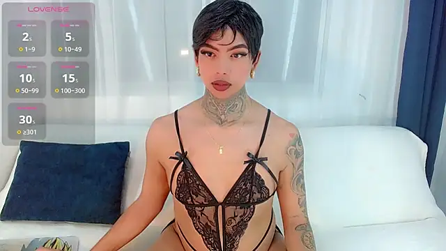 laura sweett120 online show from June 17, 6:03 am