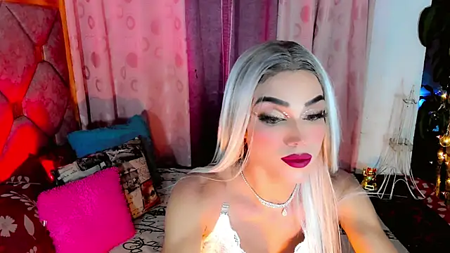 the-horus-girl online show from February 9, 6:42 am