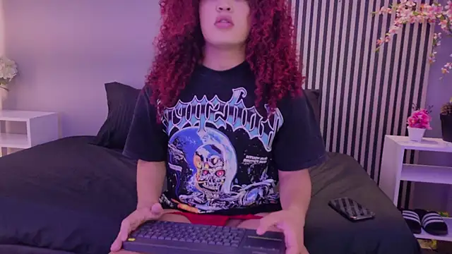 KarineWine online show from July 29, 2:32 am