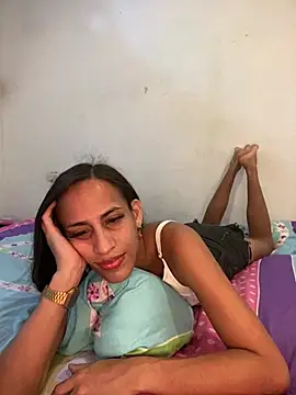 AlexaWarner online show from July 31, 10:54 pm