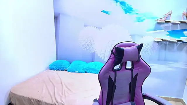 DEMI LEED online show from March 25, 12:54 pm