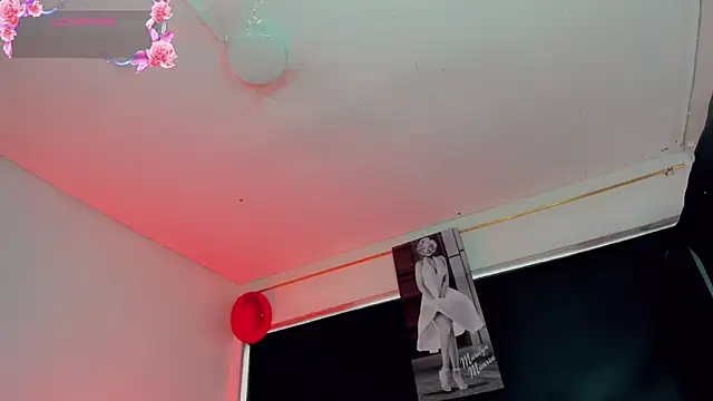 Kendall hornyy online show from August 3, 7:31 pm