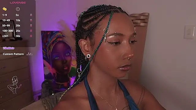 wayuu-goddess online show from July 1, 8:20 pm