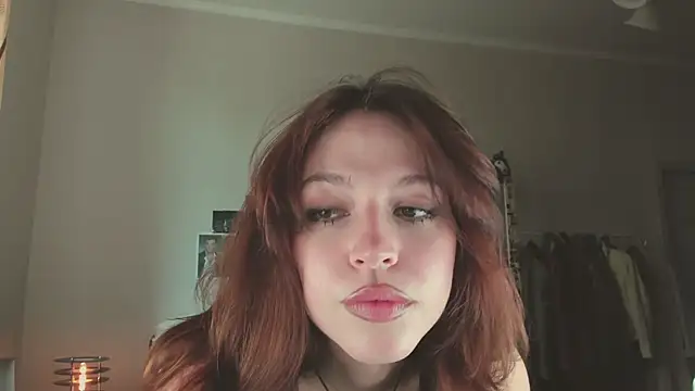 Niky  Jess online show from June 8, 8:03 am