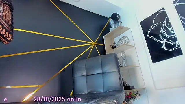 MystiqueTs online show from October 28, 1:31 pm