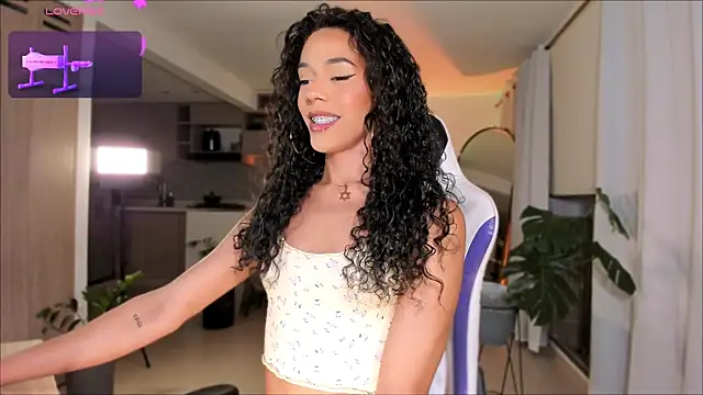  Miss Anna  online show from July 17, 4:18 am