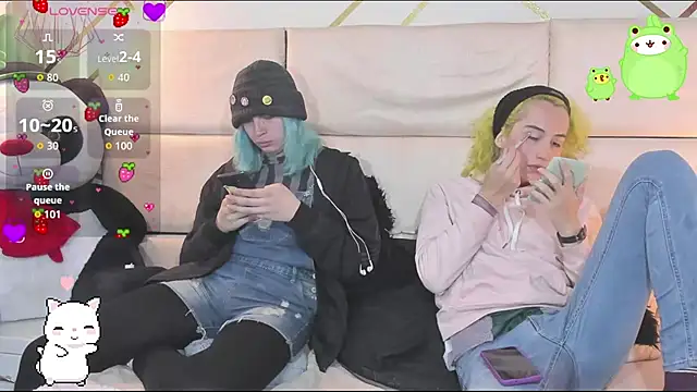 -kisa  online show from October 30, 2:32 am