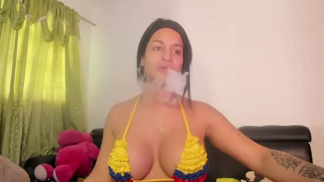 jennifer ts online show from July 7, 3:49 pm