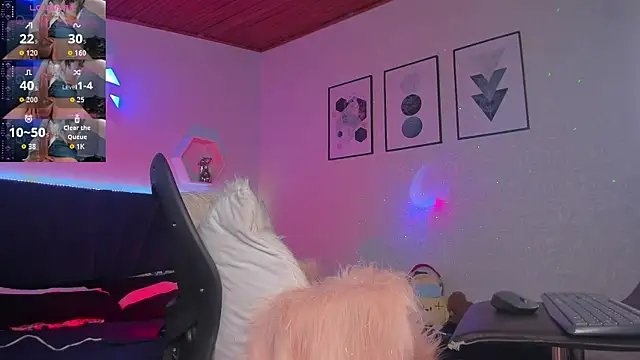  gia rose online show from September 14, 6:01 pm