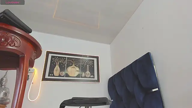 nathaly sara  online show from March 16, 5:23 am