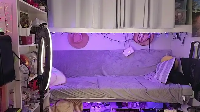 cunty tranny lydia online show from June 27, 6:18 am