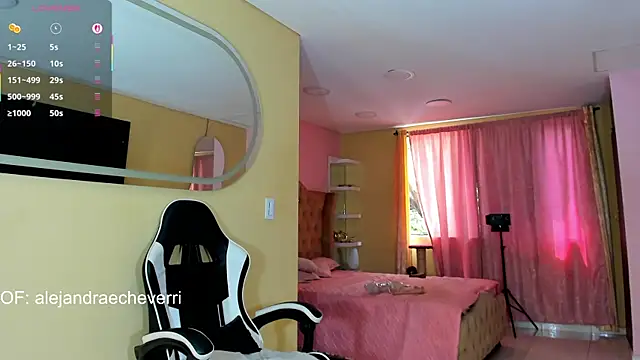 Snapshot of AlessaEcheverri chatting on September 21, 6:02 pm AlessaEcheverri online show from September 21, 6:02 pm