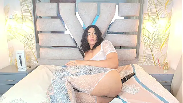 Alison Chan  online show from July 23, 1:58 am