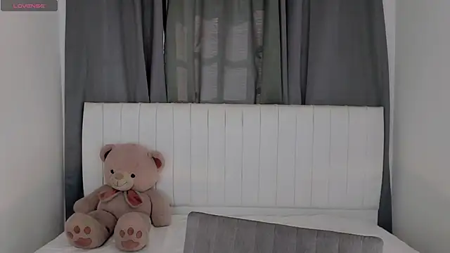 gatitavenecis online show from October 2, 2:06 pm