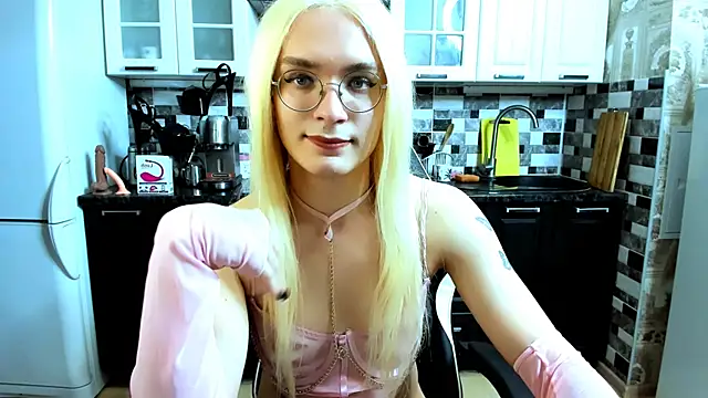 Jimmy Bearn online show from December 16, 4:23 pm