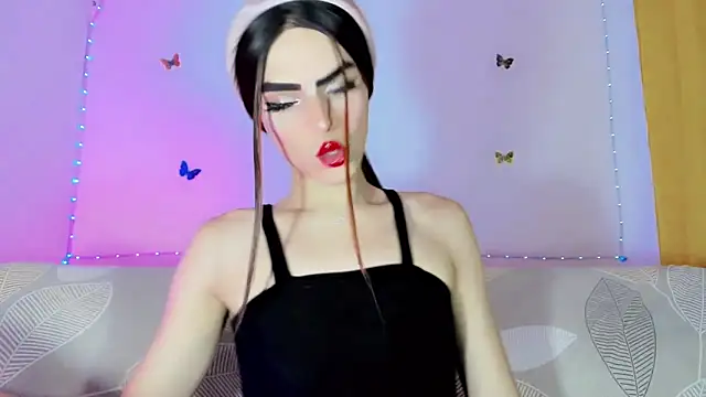 TatiGil online show from June 5, 6:47 pm