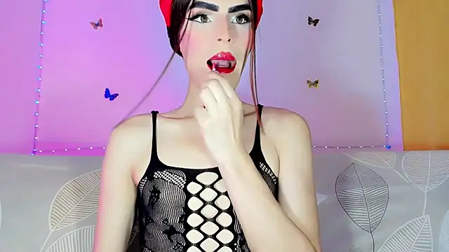 TatiGil online show from June 24, 8:28 pm