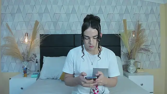 JustinePerry online show from February 26, 3:33 am