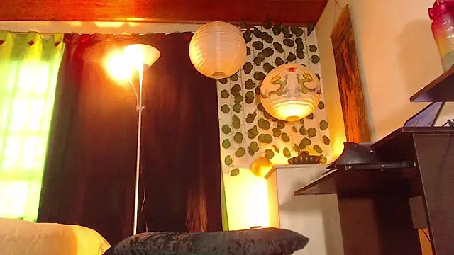 mariangel tattooed barbie online show from December 19, 10:15 pm